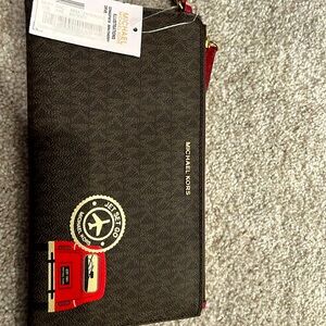 NWT Michael Kors Wristlet Drive Away Jet Set Go Illustrations  Large Brown